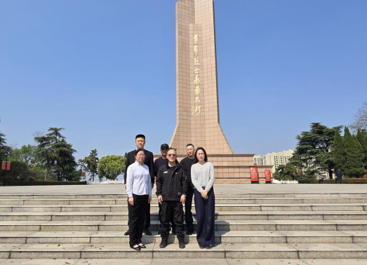 清明祭英烈，緬懷寄哀思